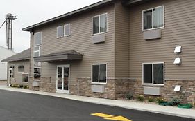 Canby Inn And Suites